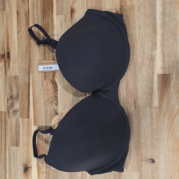 SKIMS Kim Kardashian Women's 34D Fits Everybody T-Shirt Bra New w/ Tags! - Picture 1 of 4